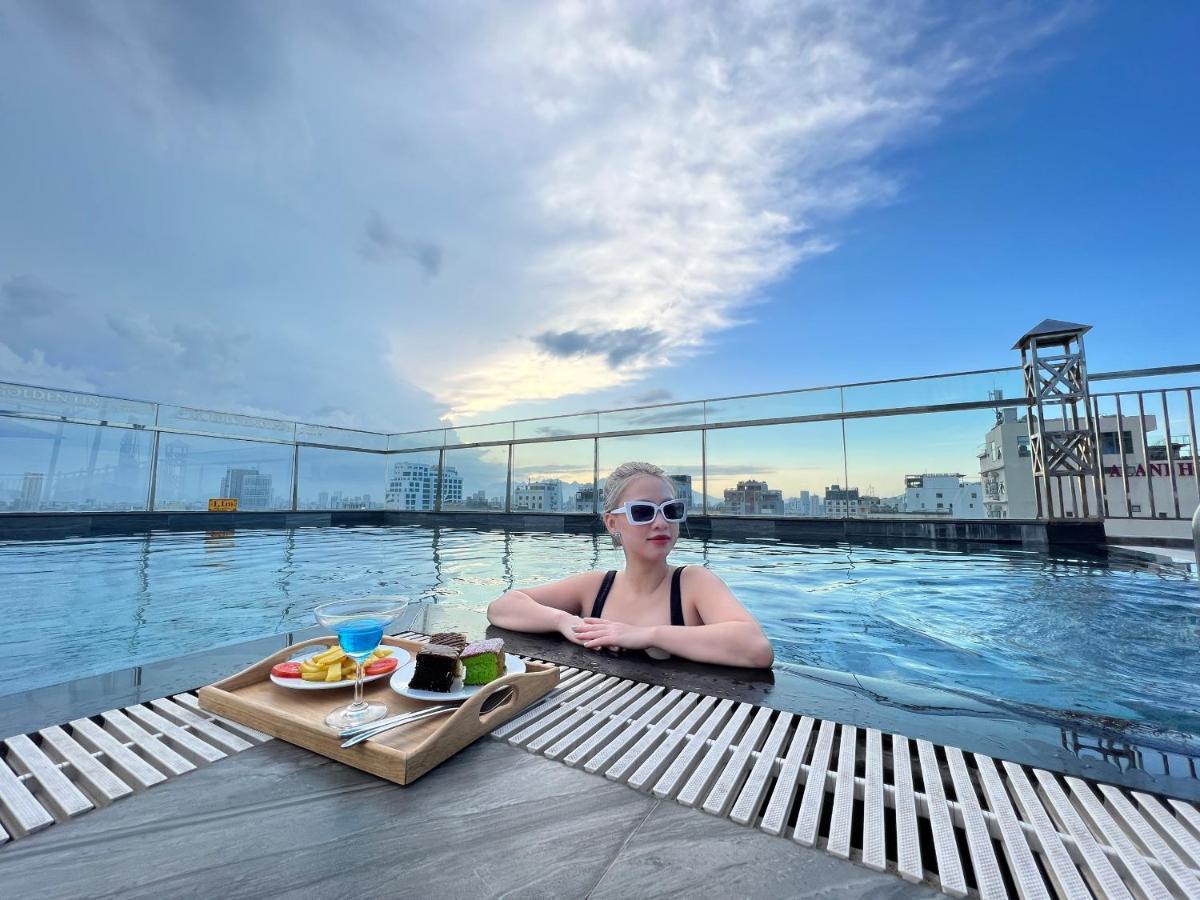 Golden Line Hotel Danang Buitenkant foto