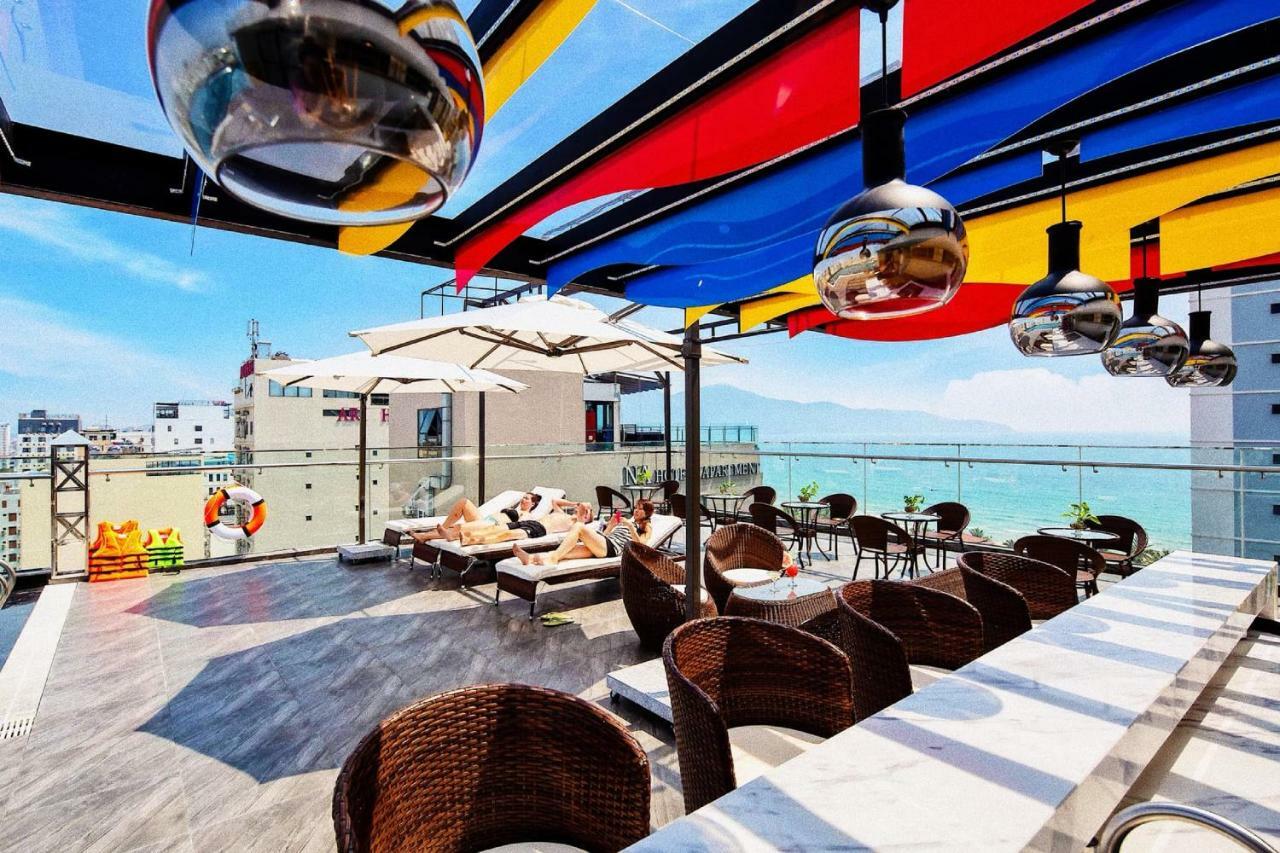 Golden Line Hotel Danang Buitenkant foto